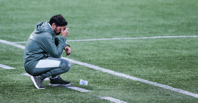 Abel Ferreira recebeu muitas críticas após escalação polêmica no jogo contra o São Paulo - Getty Images
