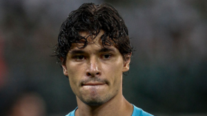 Complicou, Cruzeiro! Após acordo na Justiça, clube terá que pagar R$ 15 milhões ao lateral Dodô - GettyImages