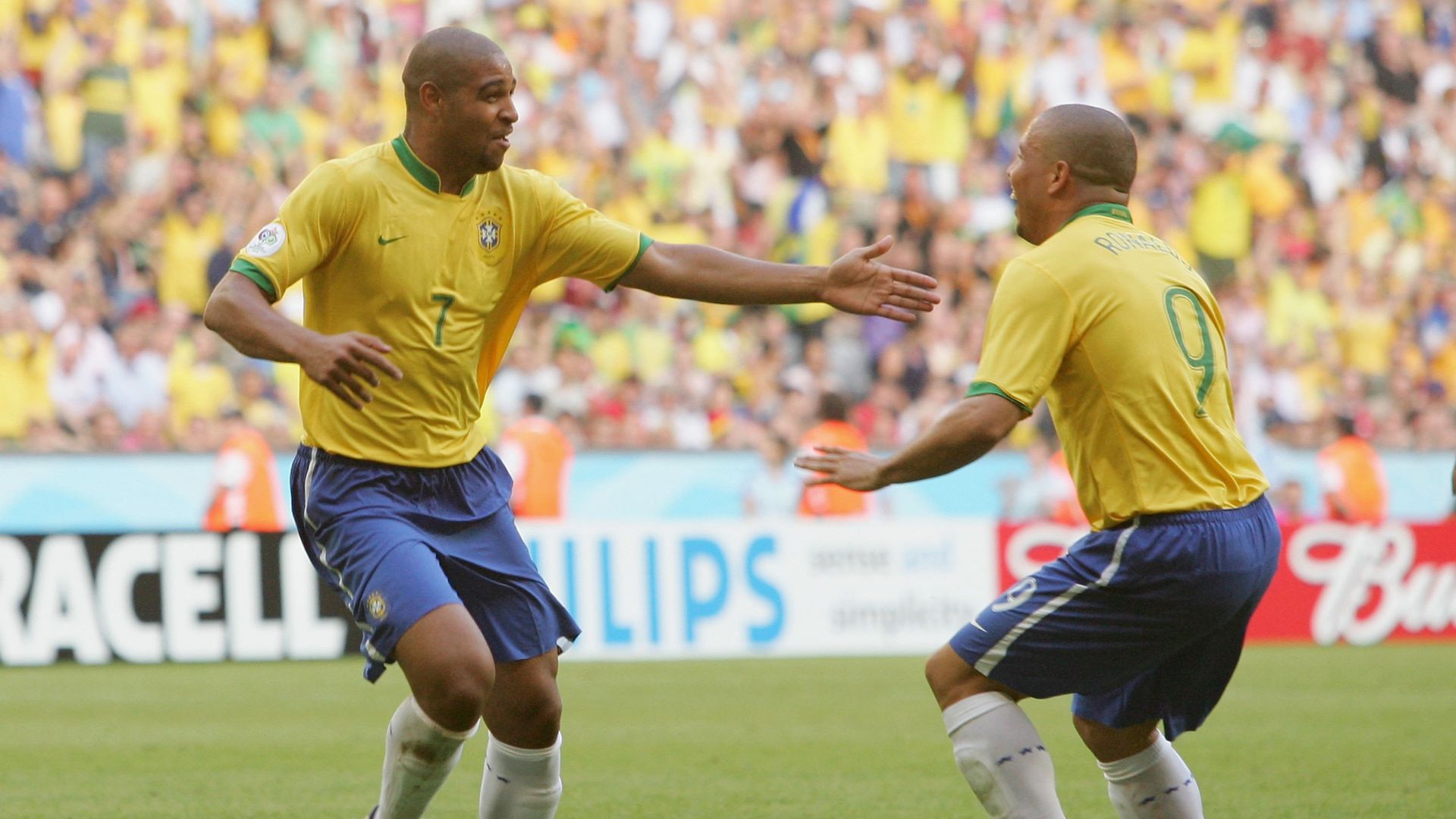 Adriano destaca apoio de amigos e de Ronaldo Fenômeno na carreira - GettyImages