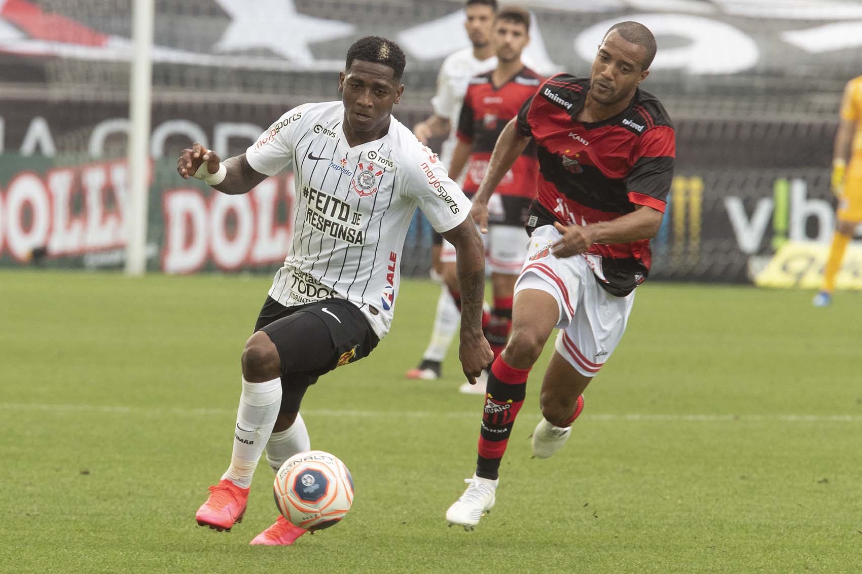 Yony González perdeu grandes chances de abrir o placar para o Corinthians - Daniel Augusto Jr. / Ag. Corinthians