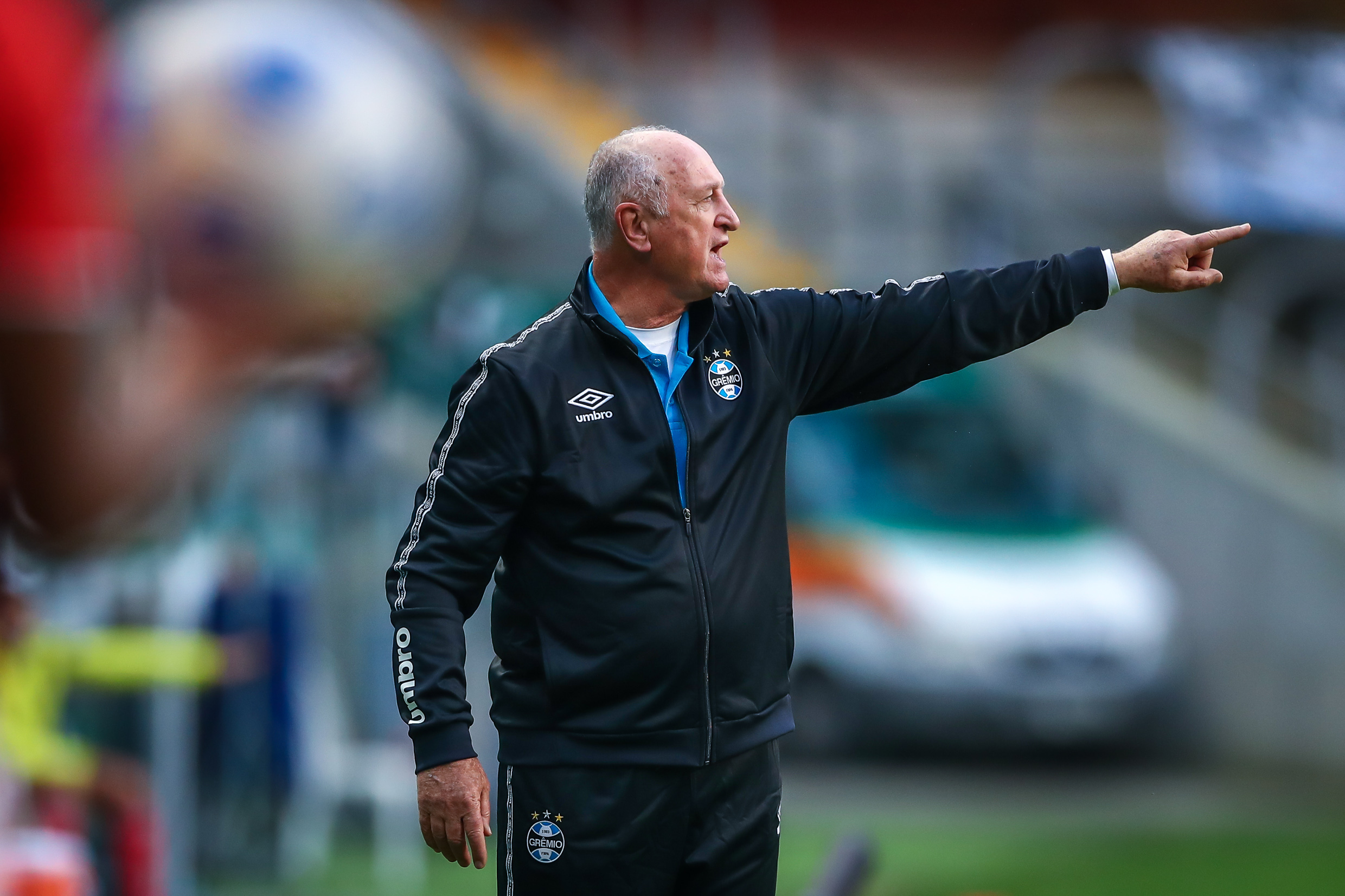 Felipão, ex-treinador do Cruzeiro com o uniforme do Grêmio - Lucas Uebel / Grêmio FBPA / Flickr