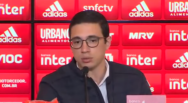 Gerente do São Paulo critica ação movida por Maicon - YouTube