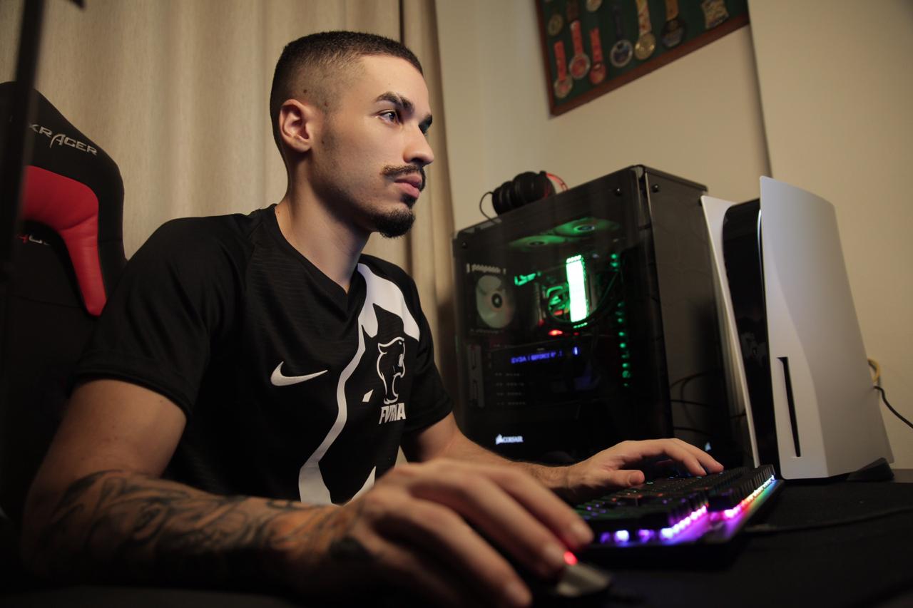 FIFA 21: FURIA anuncia contratação de streamer Allan “Estagiário” - Divulgação/ FURIA