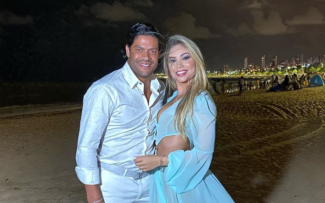 Hulk e a sobrinha da ex-mulher estão apaixonadíssimos - Instagram