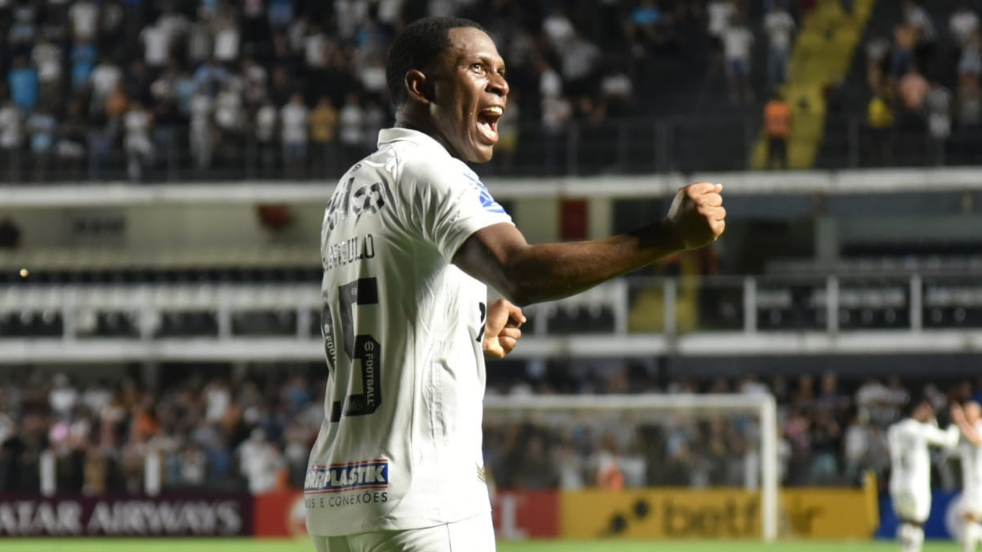 Angulo foi apresentado pelo Santos e abriu o jogo sobre a sua chegada ao clube - Ivan Storti/Santos FC