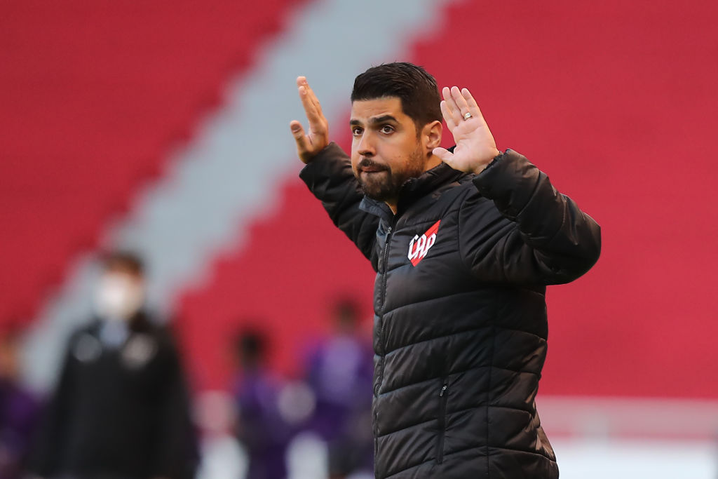 António Oliveira deixou o comandou do Athletico-PR - GettyImages