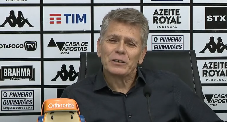 Pela quarta vez na carreira, Paulo Autuori é apresentado no Botafogo - YouTube