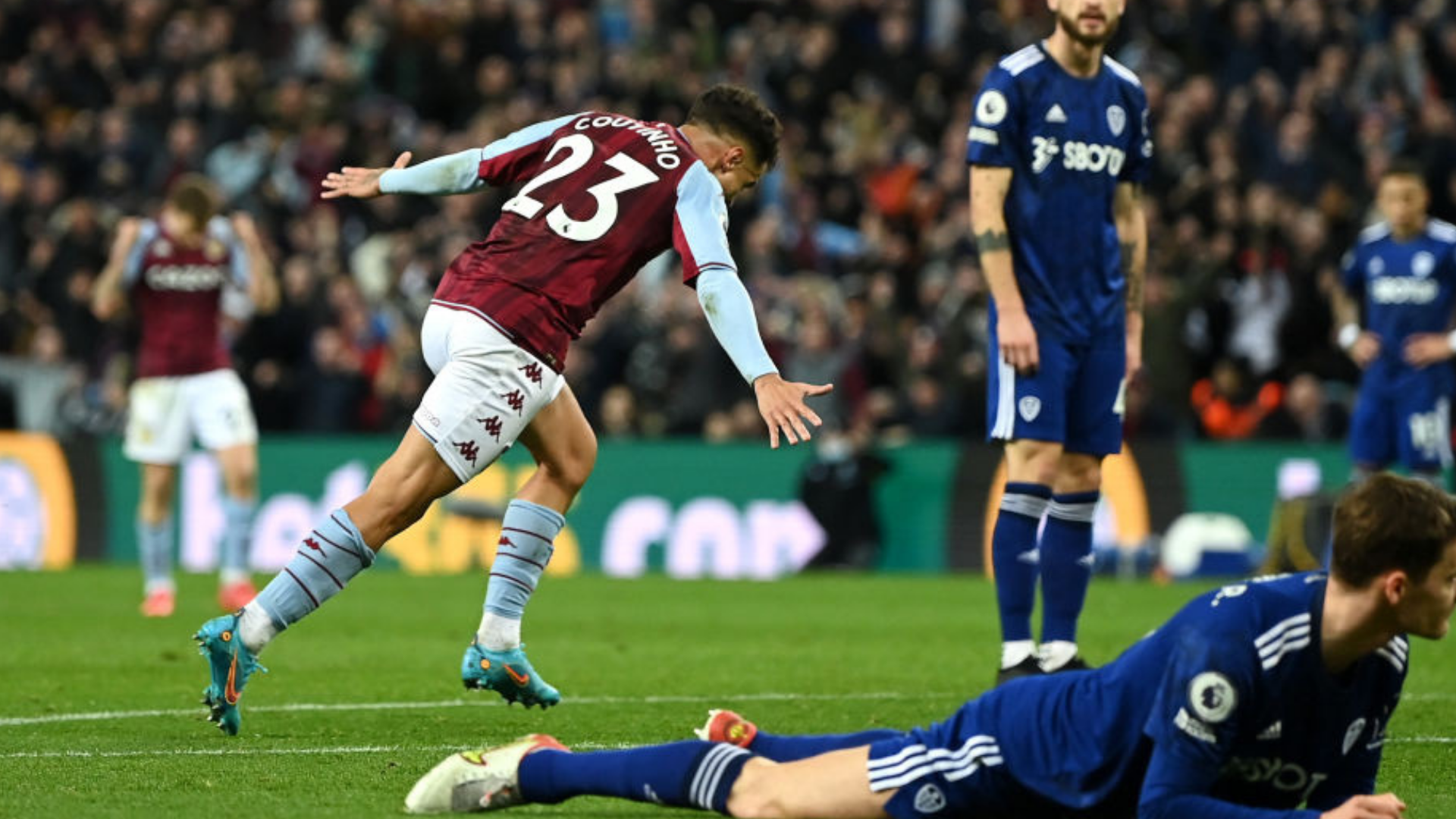 Philippe Coutinho teve uma grande atuação diante do Leeds e ajudou o Aston Villa a vencer na Premier League - GettyImages