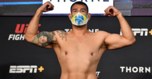 Augusto dos Santos Sakai enfrenta Jairzinho Rozenstruik - Getty Images