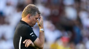 Autuori terá que quebrar a cabeça - GettyImages