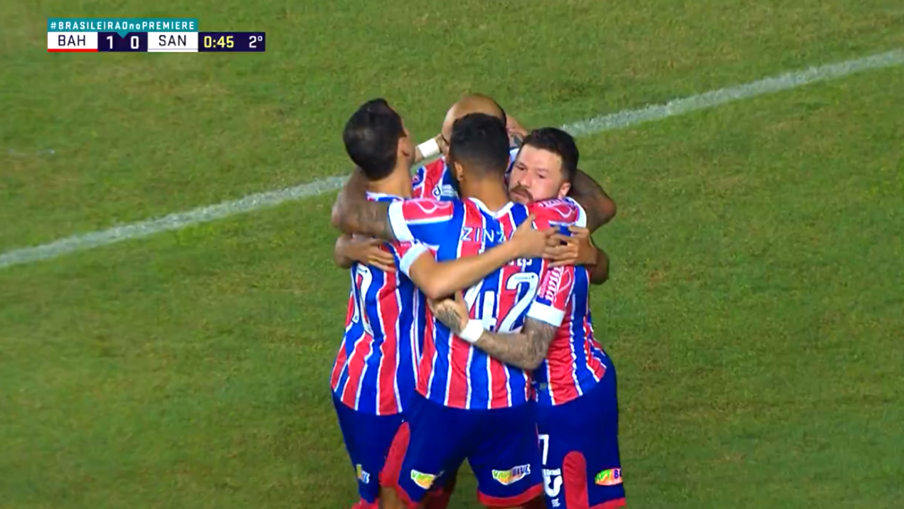 Jogadores do Bahia comemorando o gol diante do Santos no Brasileirão - Transmissão Premiere