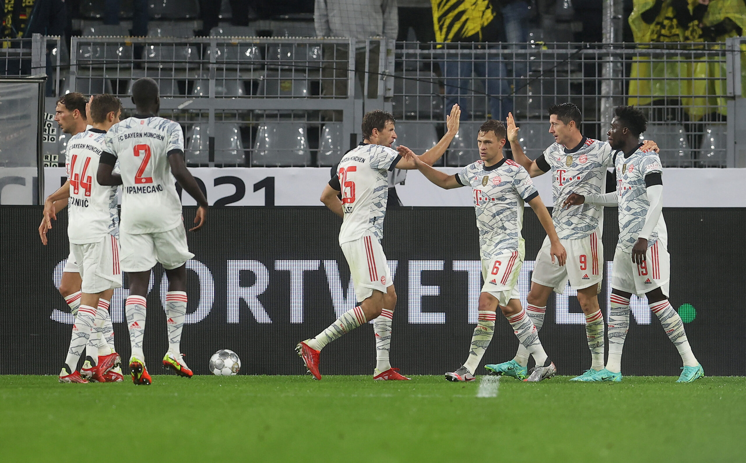 Bayern de Munique supera o Borussia Dortmund e conquista a Supercopa da Alemanha - Getty Images