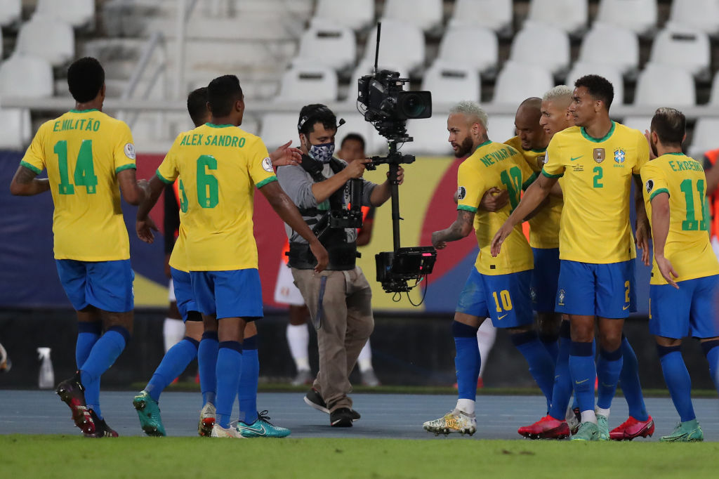 Brasil e Peru duelaram na Copa América - GettyImages