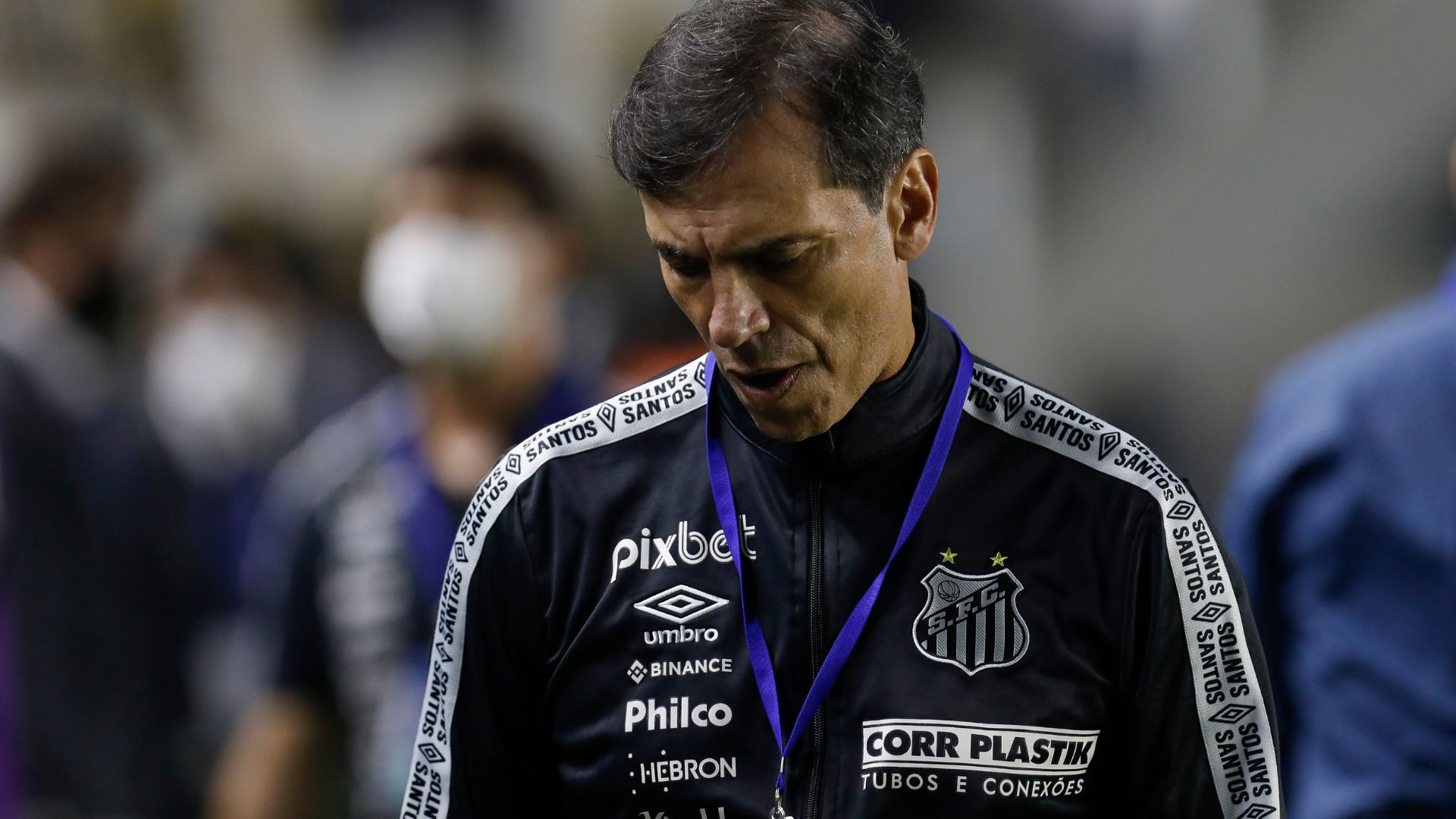 Bustos comentou sobre saída do Santos - Getty Images