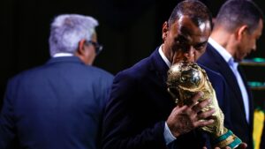 Cafu fala sobre escolha de Tite de Thiago Silva como capitão - Getty Images