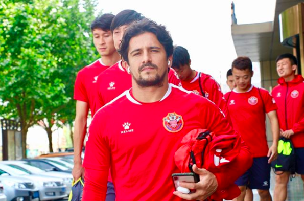 Aloísio já pode ser convocado pelo treinador da Seleção Chinesa! - Instagram