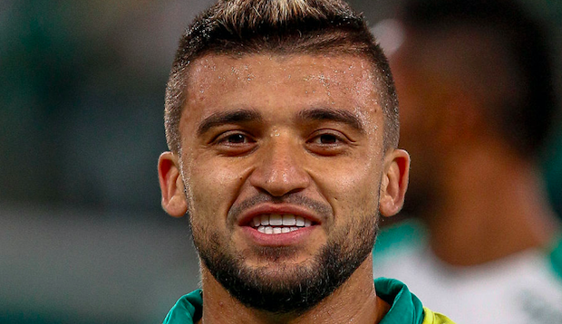 Victor Luis voltará a atuar pelo Botafogo - GettyImages