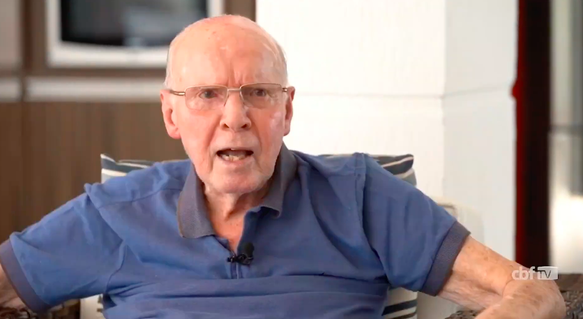 Zagallo parabeniza Pelé - Transmissão/CBF TV
