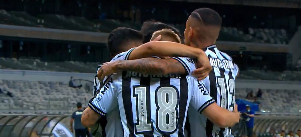 Keno comemorando gol do Galo - Transmissão Premiere FC