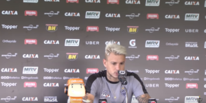 Róger Guedes tem grande identificação com a torcida - Transmissão Galo TV