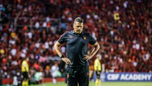 Técnico do Sport comenta briga pelo acesso à Série A e faz alerta - Rafael Bandeira/ SCR/ Flickr
