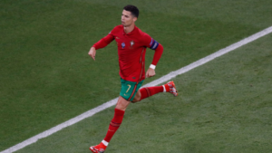 Cristiano marca duas vezes no fim e comanda vitória de Portugal sobre a Irlanda - GettyImages