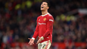 Cristiano Ronaldo vive momentos de tensão no United - Getty Images