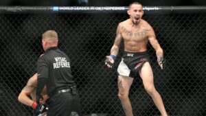 Marlon Vera deu nocaute devastador contre Dominick Cruz durante a última noite de UFC - GettyImages