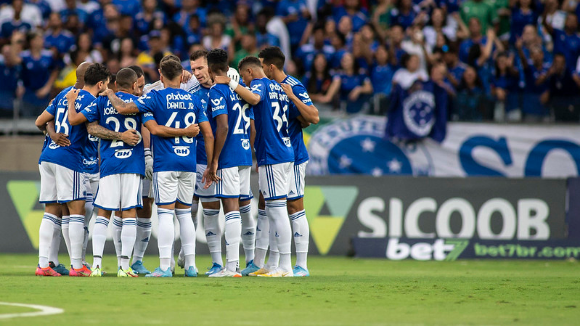 Cruzeiro em campo antes de começar a partida - Staff Images/Cruzeiro/Flickr