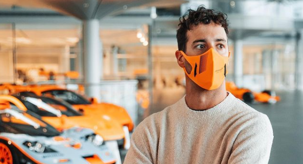 Fórmula 1: Daniel Ricciardo revela novo capacete para a temporada 2021 - Divulgação/ McLaren