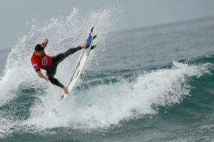 Surfe: Deivid Silva leva virada no fim na final da etapa do México - GettyImages