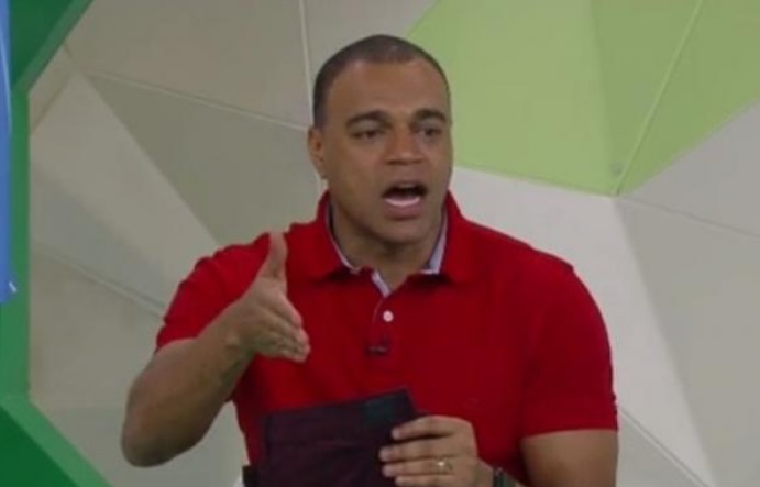 Denilson comenta ausência de Daniel Alves na Seleção Brasileira - Transmissão Band