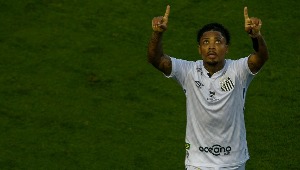 Marinho comemorando gol - GettyImages