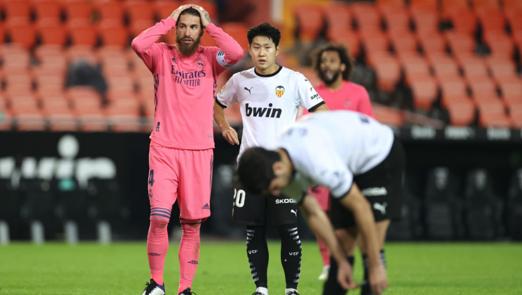 Sergio Ramos lamentando pênalti marcado - GettyImages