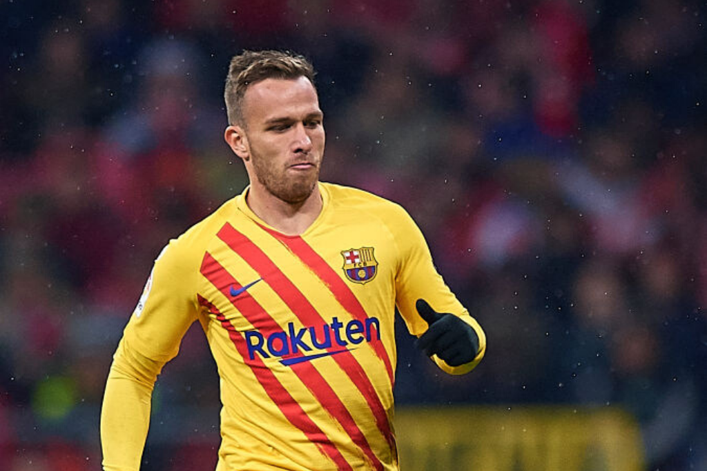 Barcelona autoriza gigante italiano a negociar com Arthur, diz jornal - GettyImages