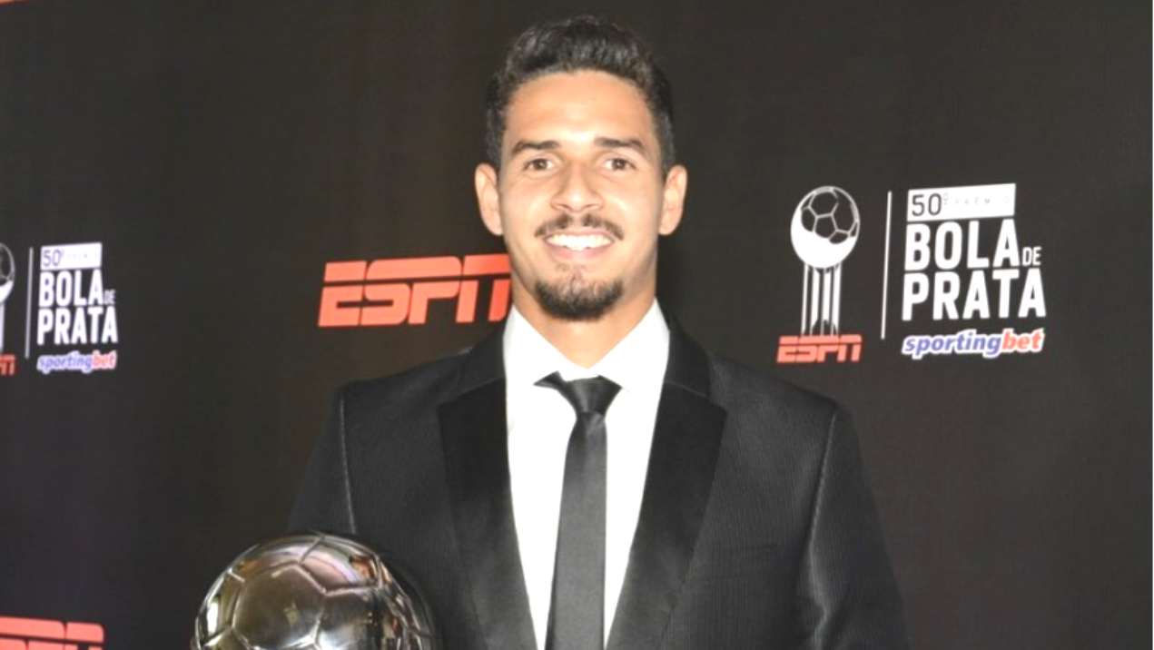 Jovem teve seu vínculo estendido até 2024 com o Santos! - Instagram