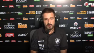 Técnico do Vasco diz que quer contar com Guarín no elenco, mas ressalta - Transmissão Vasco TV