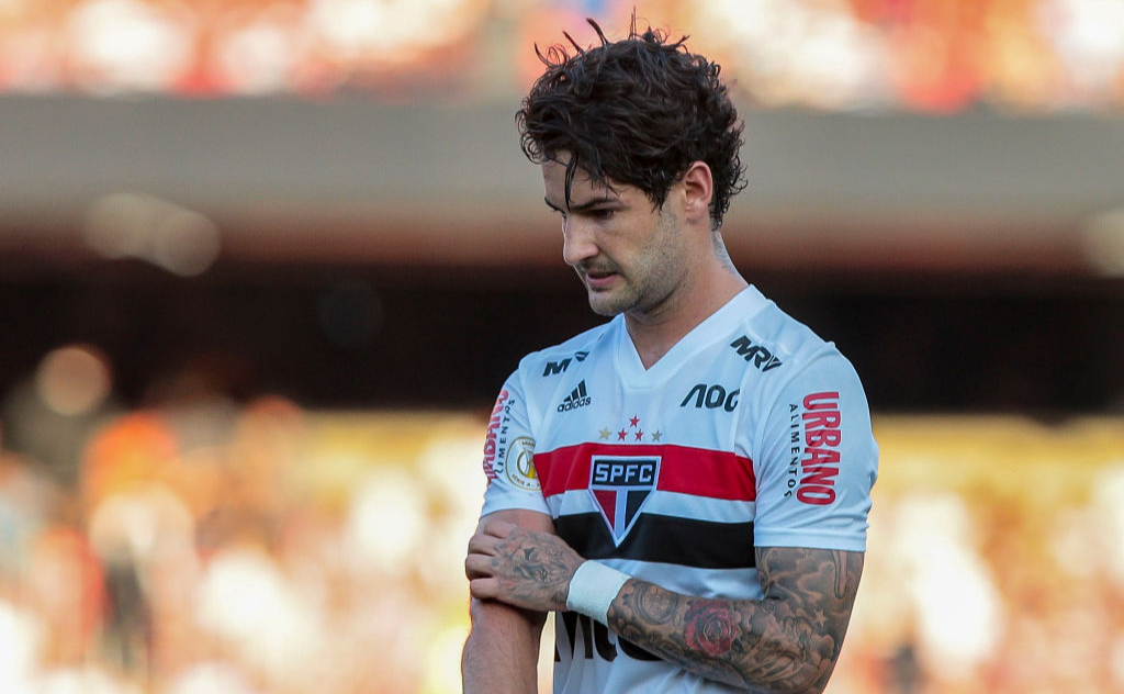 Jornalista critica Alexandre Pato de forma dura - GettyImages