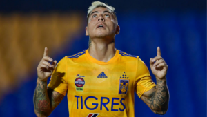 Eduardo Vargas pertence ao Tigres, do México - GettyImages
