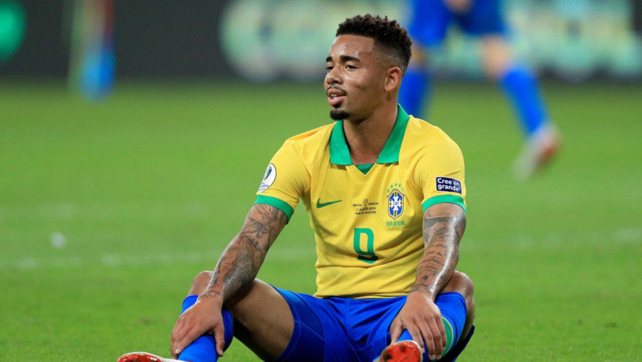 Gabriel Jesus revela que já atuou por quase um tempo inteiro com lesão e tira o peso de Neymar - GettyImages