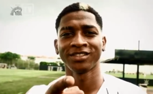 Corinthians anuncia oficialmente a contratação de Yony González - transmissão TV Corinthians