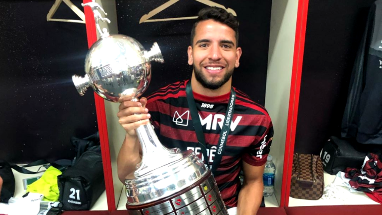 Flamengo quase rescindiu com Pepê, mas quando soube que meia iria para o Botafogo, voltou atrás - Reprodução/Instagram