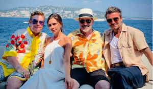 {} - Elton John, Victoria Beckham, David Furnish e David Beckham (Crédito: Reprodução Instagram)
