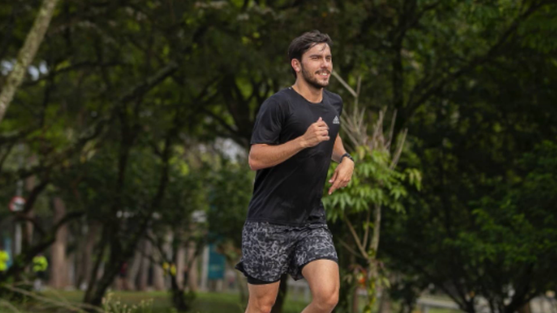 Alberto busca se superar e finalizar uma corrida de 100km - Crédito: Reproduçã/Instagram (@betodavid)