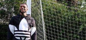 Wijnaldum é destaque tanto no Liverpool quanto na Seleção Holandesa - Twitter @GWijnaldum