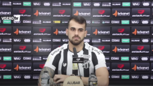 Ex-Ceará, Felipe Vizeu fala de sua adaptação ao futebol japonês - Transmissão/ YouTube