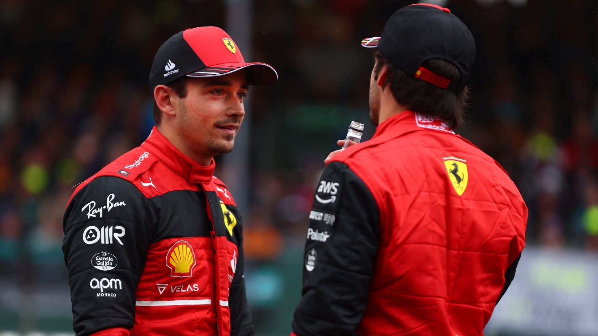 Sainz e Leclerc viveram um momento de tensão com a Ferrari em Silverstone - GettyImages