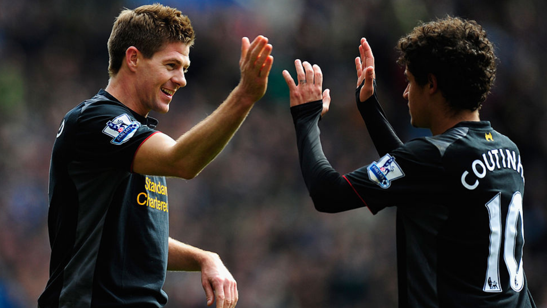 Gerrard jogou ao lado de Philippe Coutinho no Liverpool e vai comandá-lo no Aston Villa - GettyImages