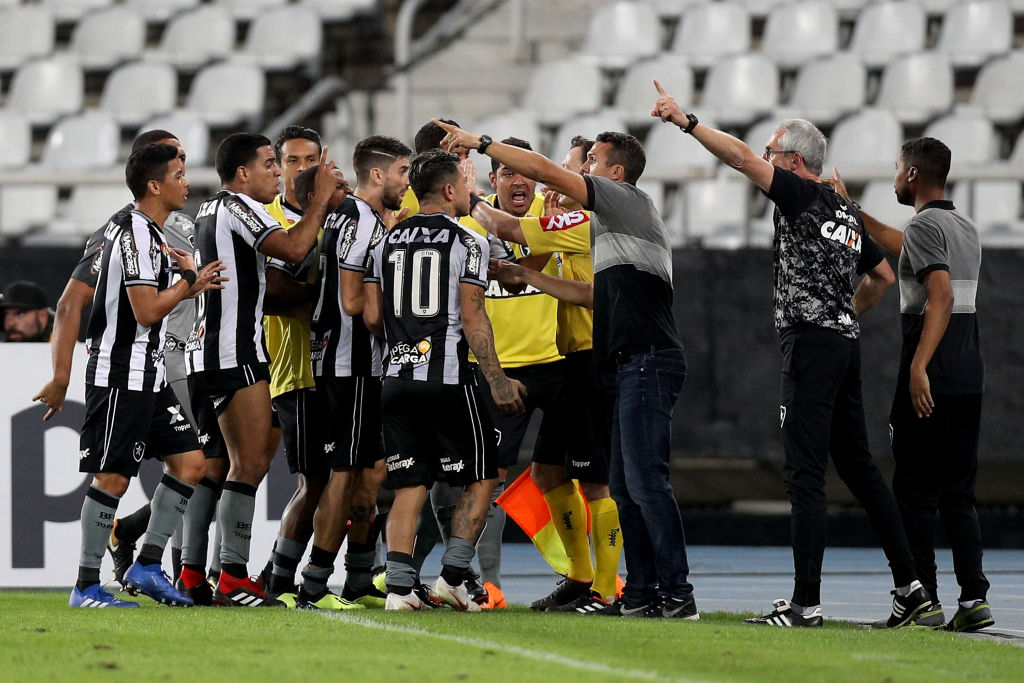 Botafogo tenta segurar jovem jogador - GettyImages