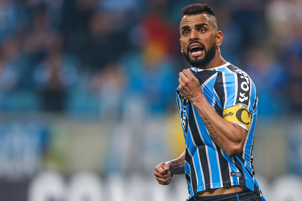 Maicon atuou pelo São Paulo entre os anos de 2012 e 2015 - GettyImages